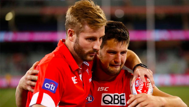 Nic Newman and Alex Johnson after Sydney Swans vs Melbourne Demons, Round 21, 2018