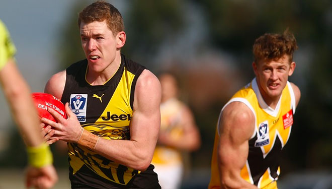 Jacob Townsend playing for Werribee in the VFL